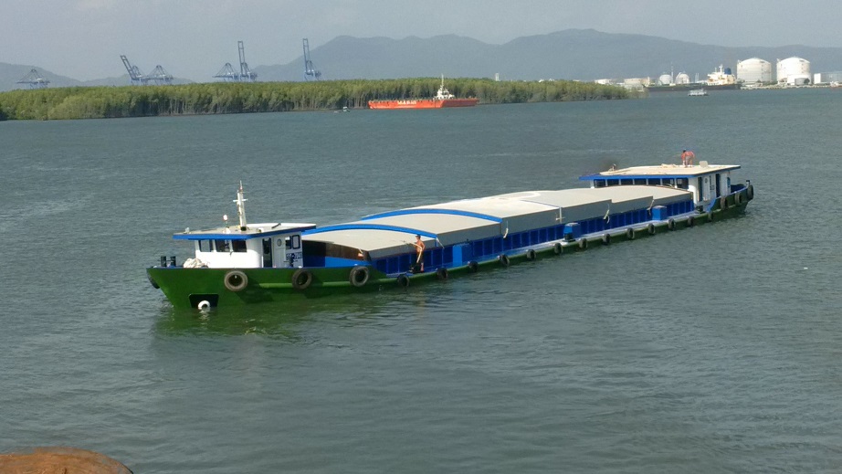 Giải pháp vận tải đa phương thức kết hợp sà lan ven biển vận chuyển hàng quá khổ quá tải